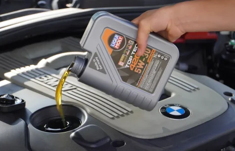 Welches Motoröl für meinen BMW? (Modell-Tabelle & Füllmengen)